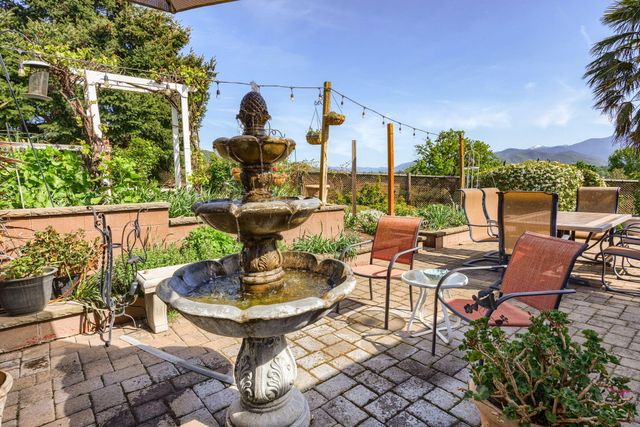 3015 Marigold Lane, Medford, OR 97504