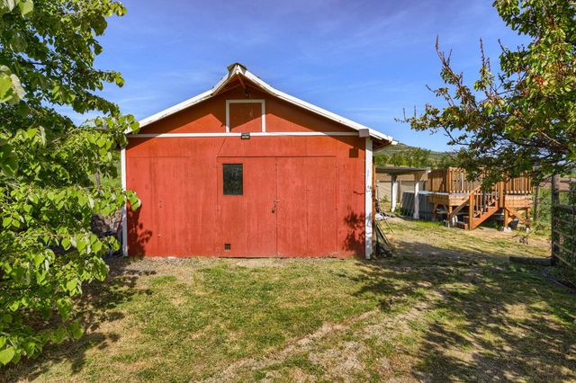 3015 Marigold Lane, Medford, OR 97504