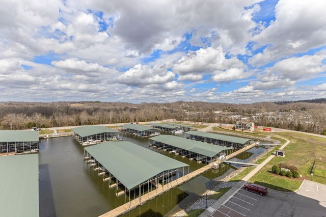 400 Warioto Way Apt 706, Ashland City, TN 37015