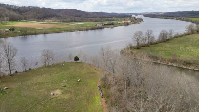 400 Warioto Way Apt 706, Ashland City, TN 37015