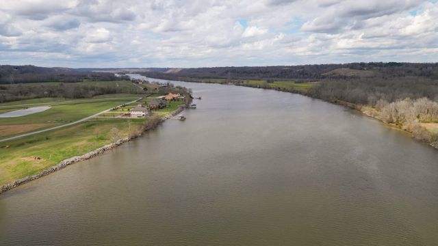 400 Warioto Way Apt 706, Ashland City, TN 37015