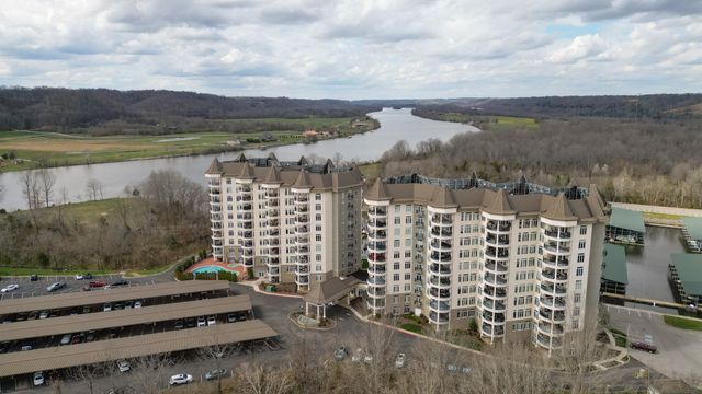 400 Warioto Way Apt 706, Ashland City, TN 37015