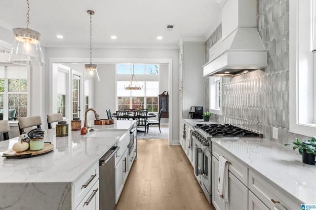 304 TIMBERVIEW TRAIL, Chelsea, AL 35043