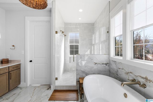 304 TIMBERVIEW TRAIL, Chelsea, AL 35043