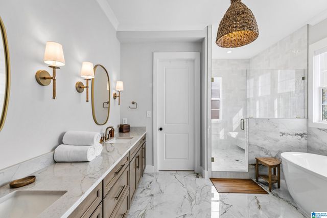 304 TIMBERVIEW TRAIL, Chelsea, AL 35043