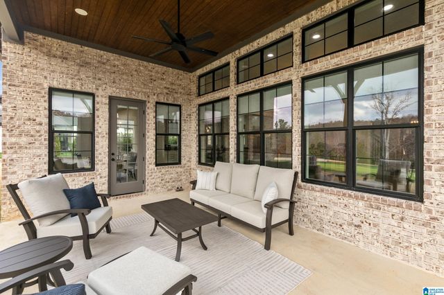 304 TIMBERVIEW TRAIL, Chelsea, AL 35043