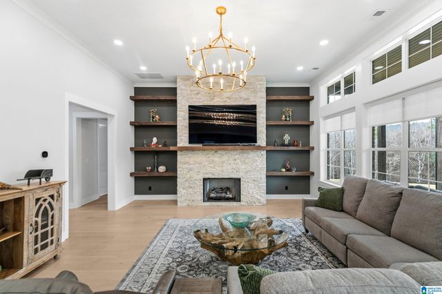 304 TIMBERVIEW TRAIL, Chelsea, AL 35043