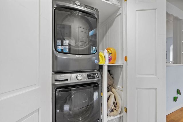 8 Quaker Cir, Pembroke, MA 02359