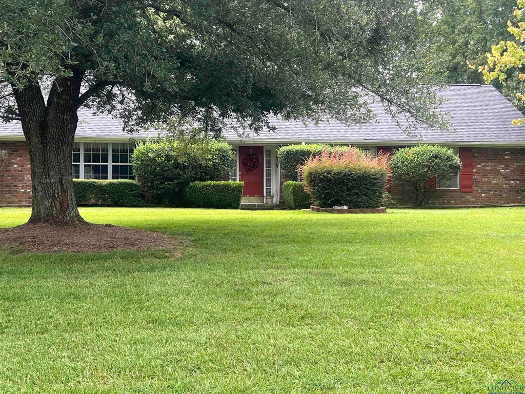 330 Scottsville Crossing, Marshall, TX 75672