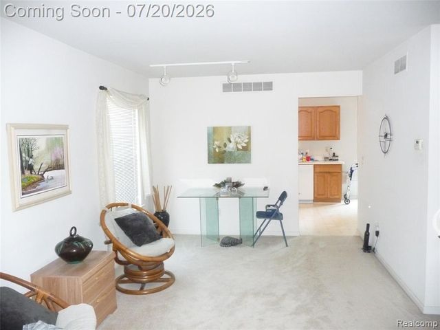 217 Stephanie Drive, Westland, MI 48186
