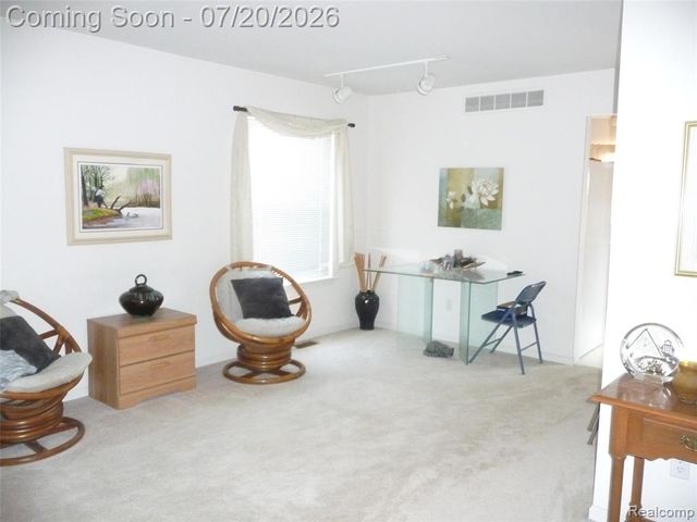 217 Stephanie Drive, Westland, MI 48186