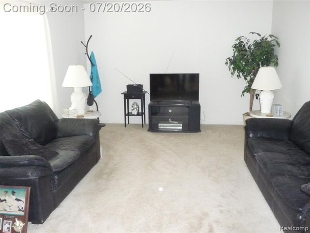 217 Stephanie Drive, Westland, MI 48186