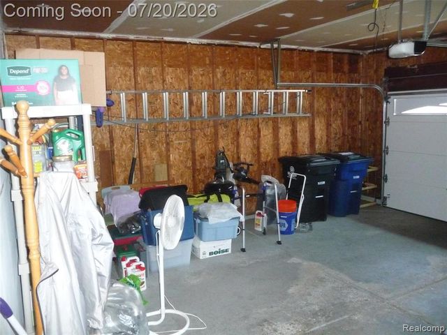 217 Stephanie Drive, Westland, MI 48186