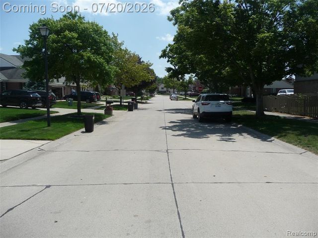 217 Stephanie Drive, Westland, MI 48186