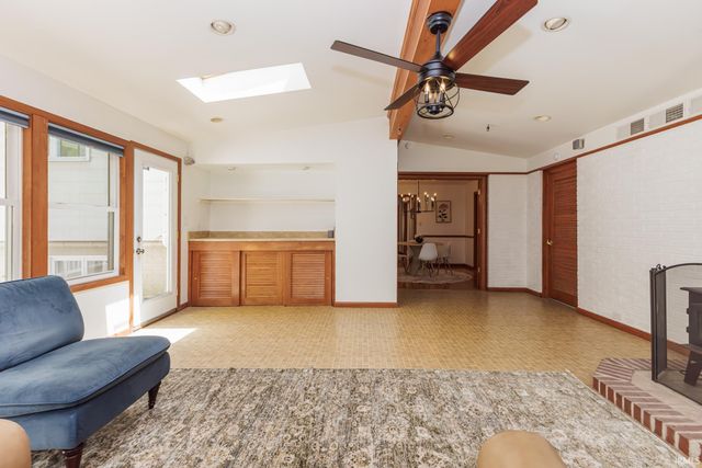601 N Bittersweet Lane, Muncie, IN 47304