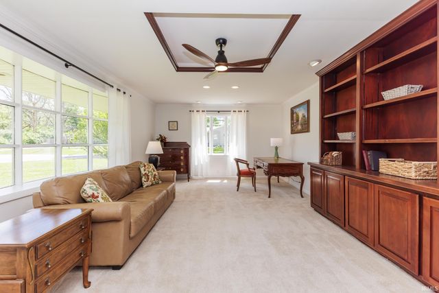 601 N Bittersweet Lane, Muncie, IN 47304