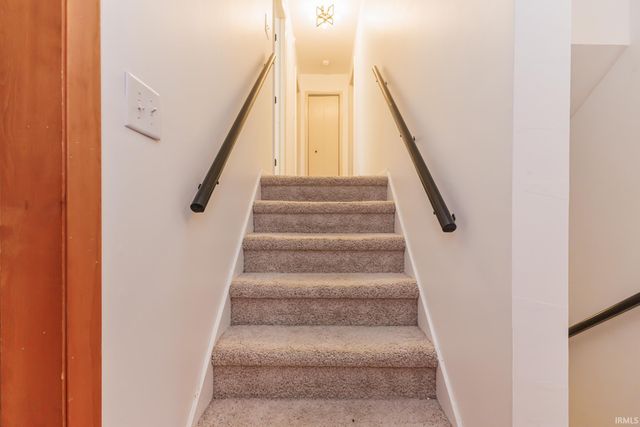 601 N Bittersweet Lane, Muncie, IN 47304