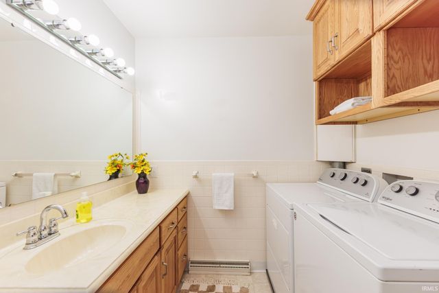 601 N Bittersweet Lane, Muncie, IN 47304