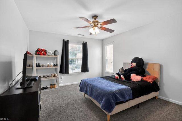 597 Leonard LN, Newport News, VA 23601