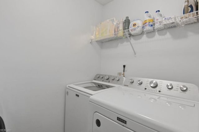 597 Leonard LN, Newport News, VA 23601
