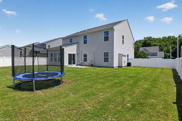 597 Leonard LN, Newport News, VA 23601