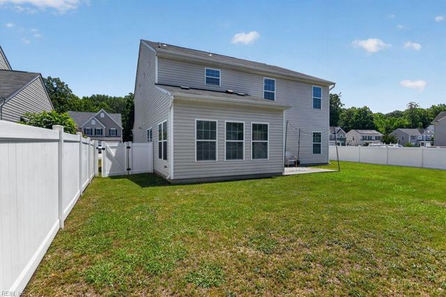 597 Leonard LN, Newport News, VA 23601