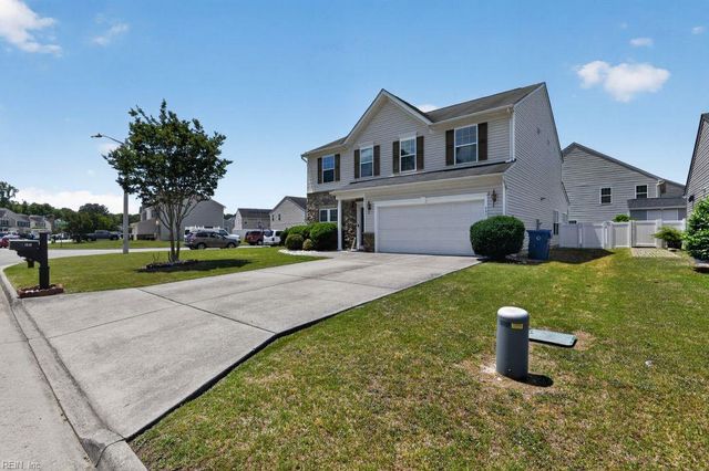 597 Leonard LN, Newport News, VA 23601