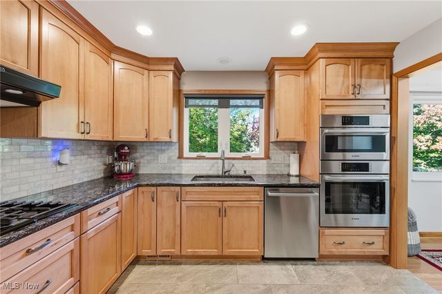 3624 Nautilus Trail, Aurora, OH 44202