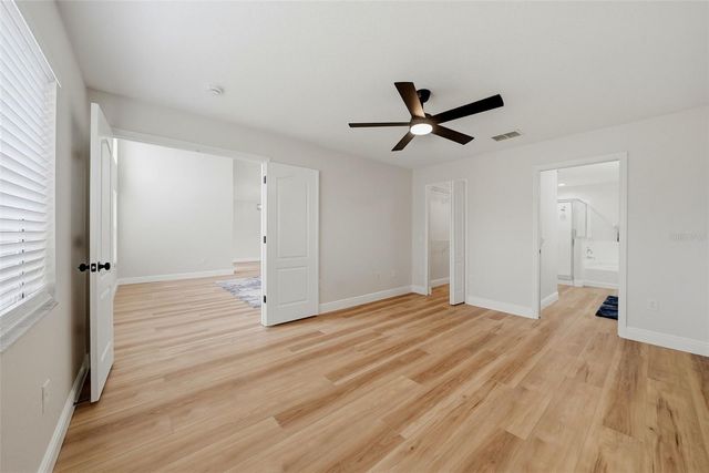 4905 WESSEX WAY, Land O Lakes, FL 34639