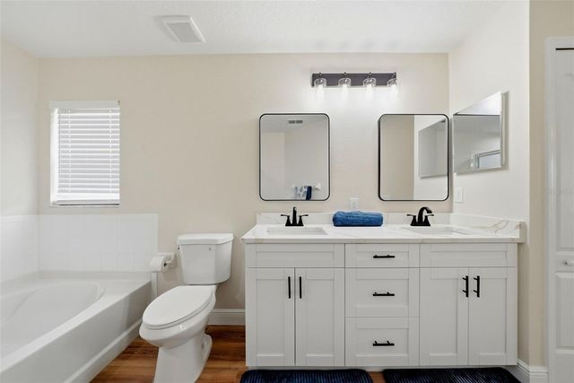 4905 WESSEX WAY, Land O Lakes, FL 34639