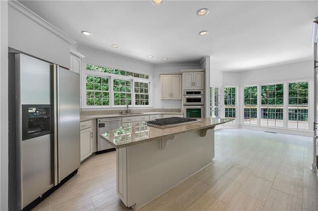235 Plantation Way, Roswell, GA 30075