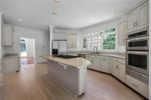 235 Plantation Way, Roswell, GA 30075