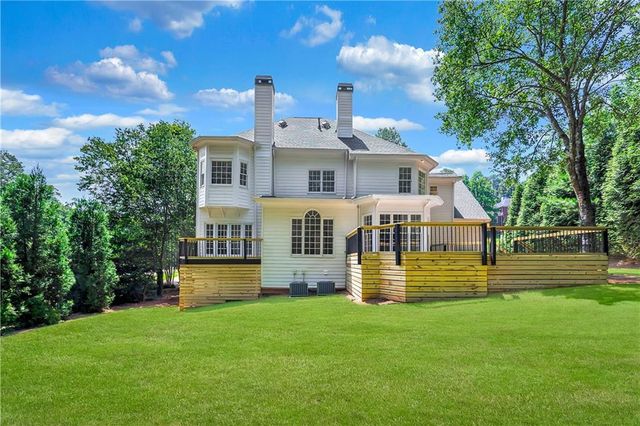 235 Plantation Way, Roswell, GA 30075
