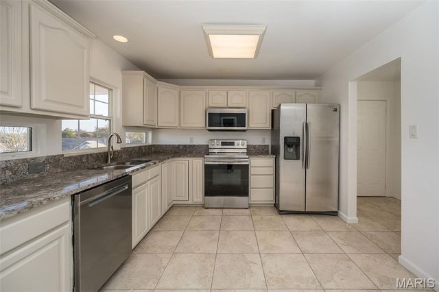 5783 Steutermann Road, Washington, MO 63090