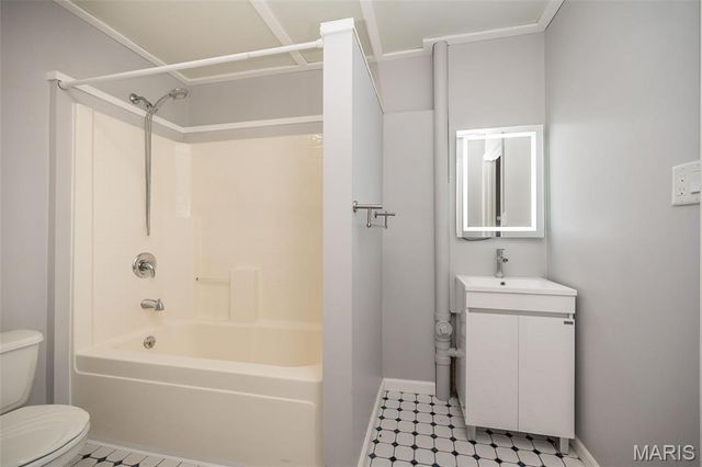 5783 Steutermann Road, Washington, MO 63090