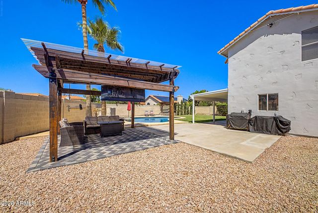 412 S BONITO Drive, Gilbert, AZ 85233