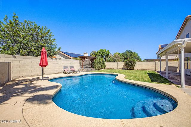 412 S BONITO Drive, Gilbert, AZ 85233