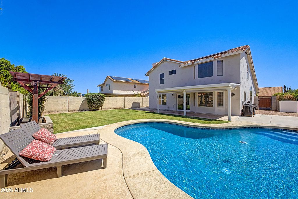 412 S BONITO Drive, Gilbert, AZ 85233