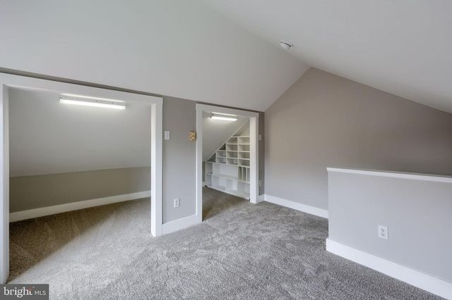 910 GROFFTOWN RD, Lancaster, PA 17602