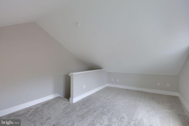 910 GROFFTOWN RD, Lancaster, PA 17602