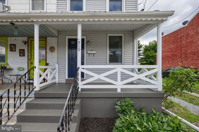 910 GROFFTOWN RD, Lancaster, PA 17602