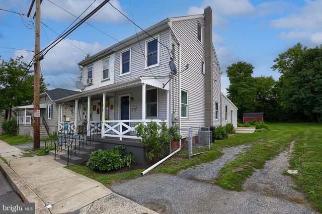 910 GROFFTOWN RD, Lancaster, PA 17602