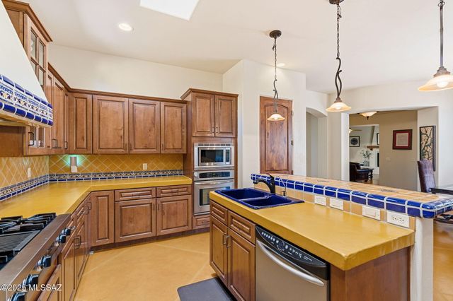 128 Circulo Vespucci, Tubac, AZ 85646