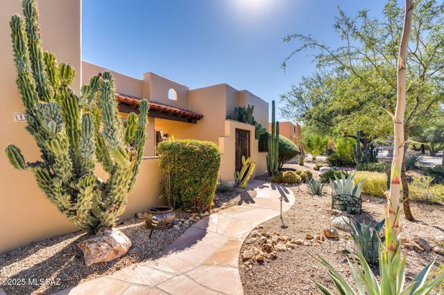 128 Circulo Vespucci, Tubac, AZ 85646