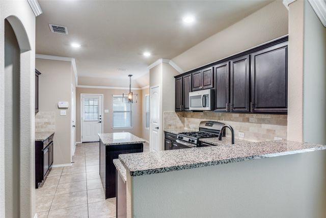 5841 Fir Tree Lane, Fort Worth, TX 76123