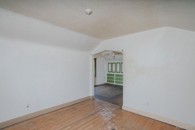 20475 San Juan Drive, Detroit, MI 48221