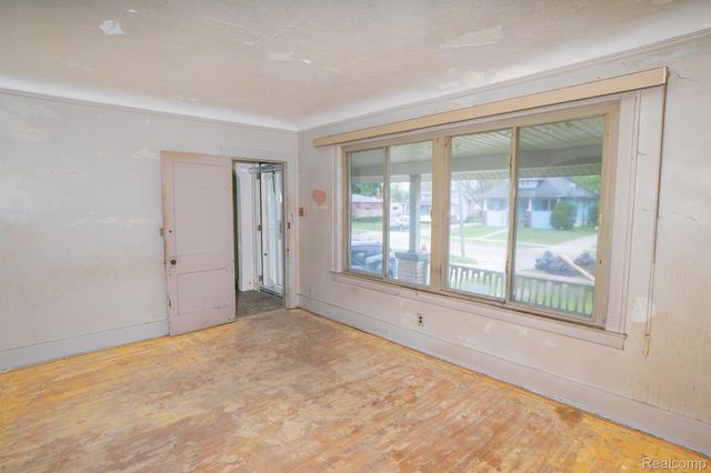 20475 San Juan Drive, Detroit, MI 48221