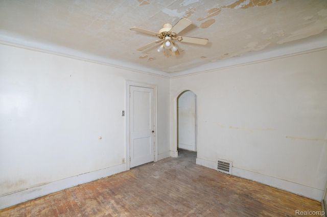 20475 San Juan Drive, Detroit, MI 48221
