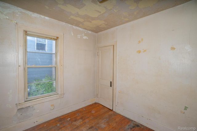 20475 San Juan Drive, Detroit, MI 48221