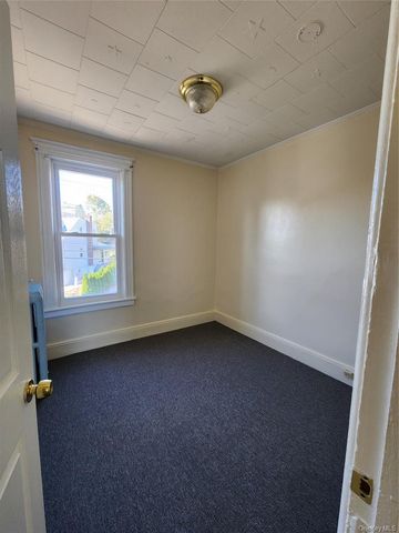 184 Trenchard Street, Yonkers, NY 10704